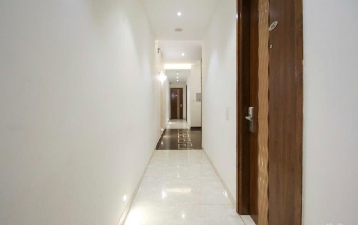 Al-Qasa Hotel Zirakpur Buitenkant foto